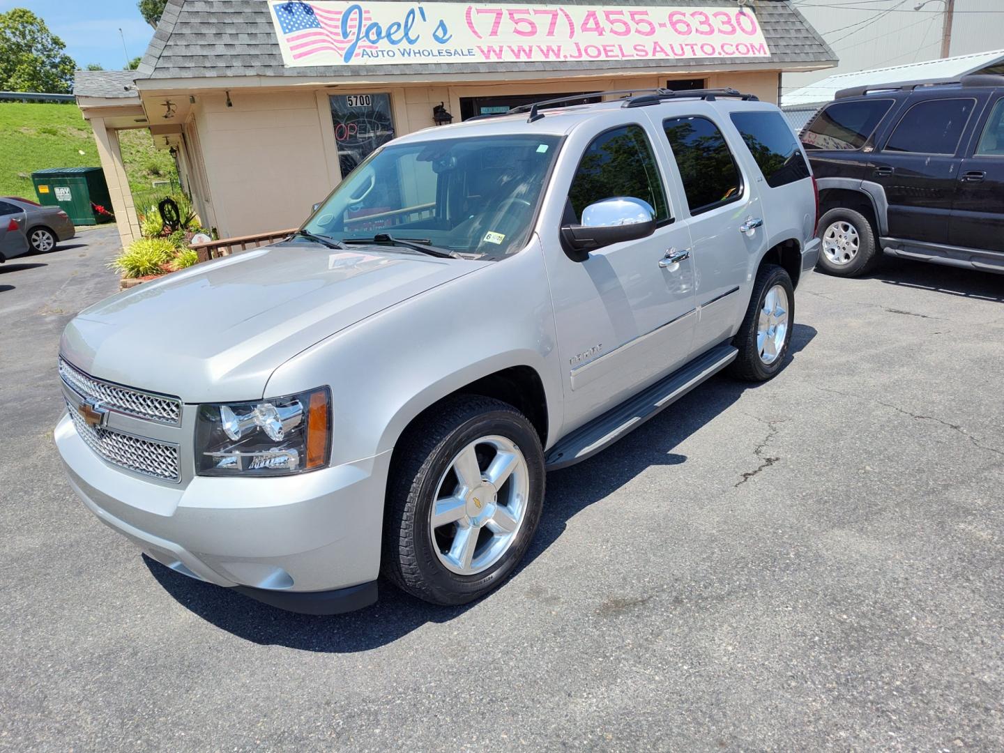 2010 Silver Chevrolet Tahoe (1GNUKCE07AR) , located at 5700 Curlew Drive, Norfolk, VA, 23502, (757) 455-6330, 36.841885, -76.209412 - Photo#0